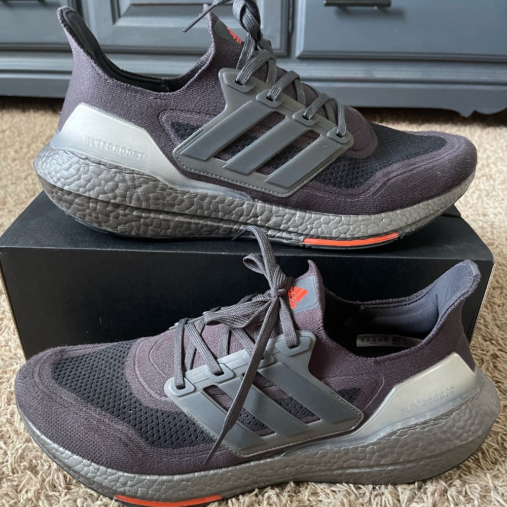 Adidas Ultraboost 21